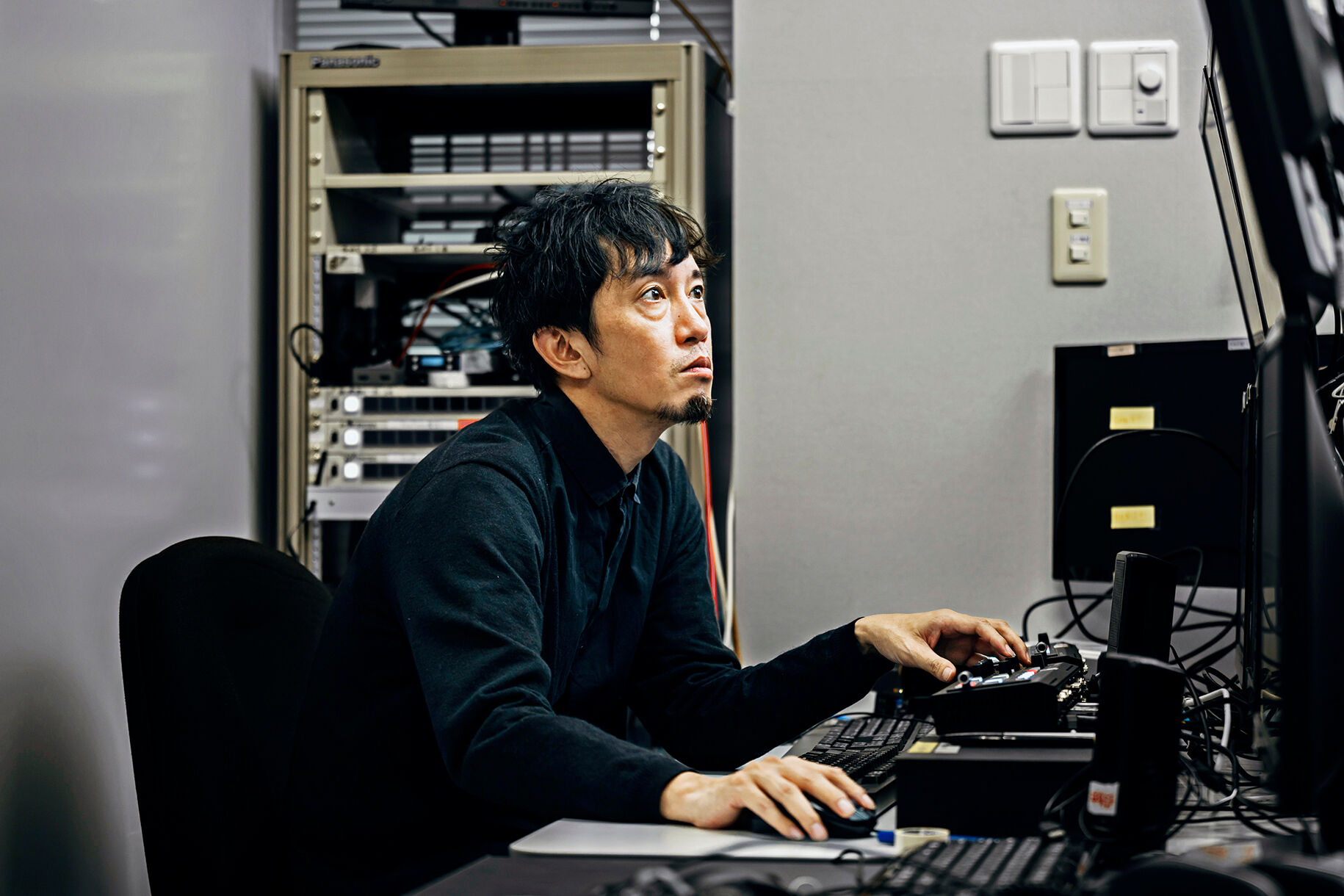 坂本 英樹 業務中の様子01